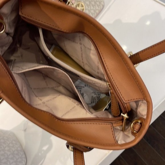 Michael Kors Jet Set Travel XS Carryall Tote Top Zip Tote Brown - Picture 9 of 16